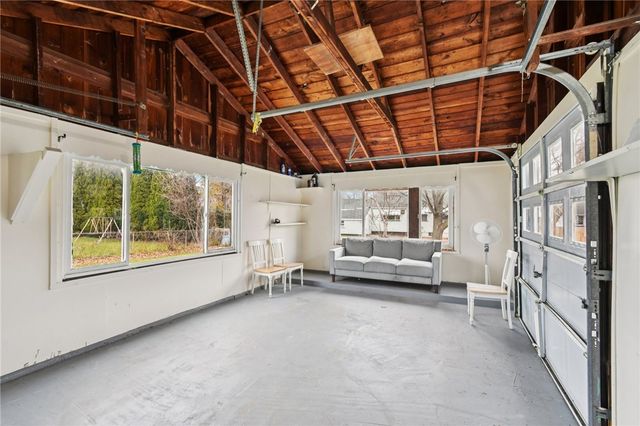 50 Bennett Avenue, Irondequoit, NY 14609