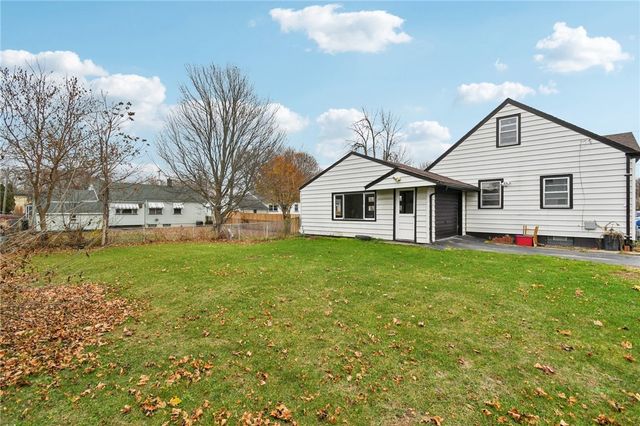 50 Bennett Avenue, Irondequoit, NY 14609