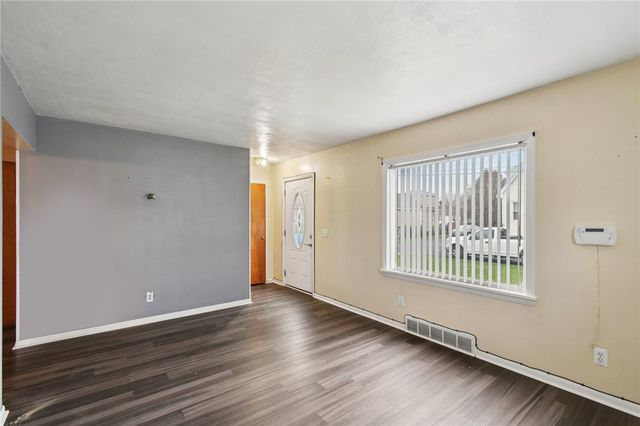 50 Bennett Avenue, Irondequoit, NY 14609