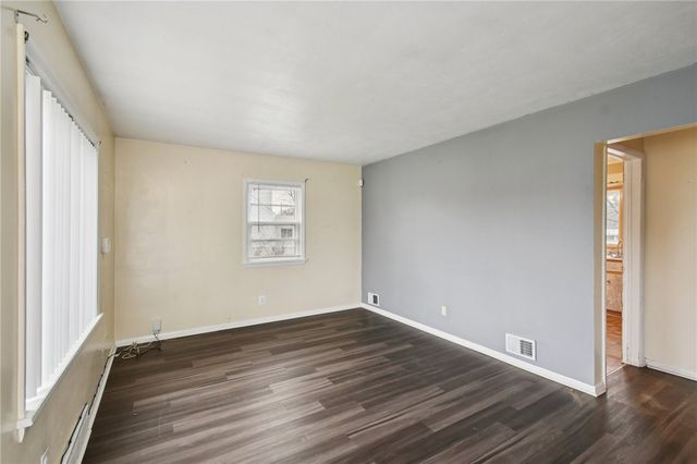 50 Bennett Avenue, Irondequoit, NY 14609