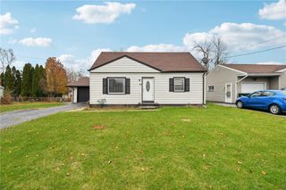 50 Bennett Avenue, Irondequoit, NY 14609
