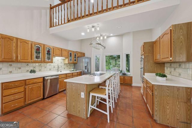 1090 Oakhaven Drive, Roswell, GA 30075