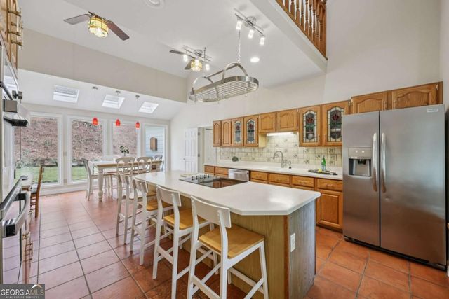 1090 Oakhaven Drive, Roswell, GA 30075