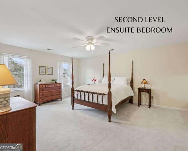 1090 Oakhaven Drive, Roswell, GA 30075