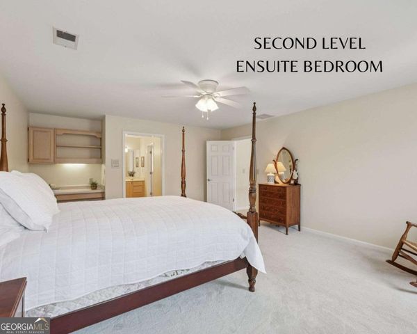 1090 Oakhaven Drive, Roswell, GA 30075