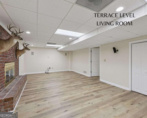 1090 Oakhaven Drive, Roswell, GA 30075