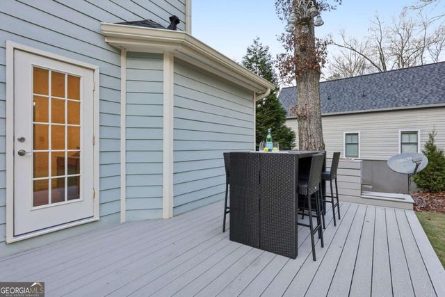 1090 Oakhaven Drive, Roswell, GA 30075