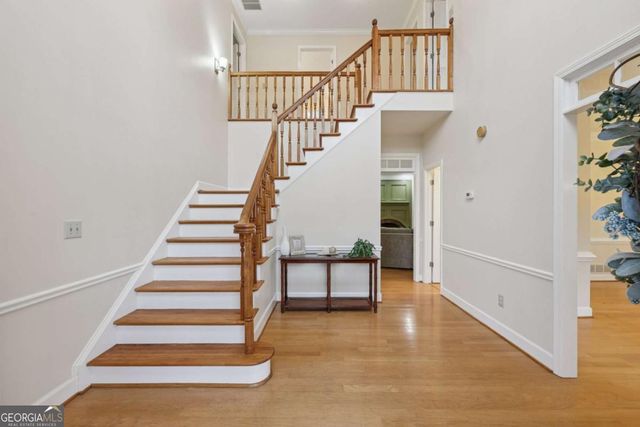 1090 Oakhaven Drive, Roswell, GA 30075