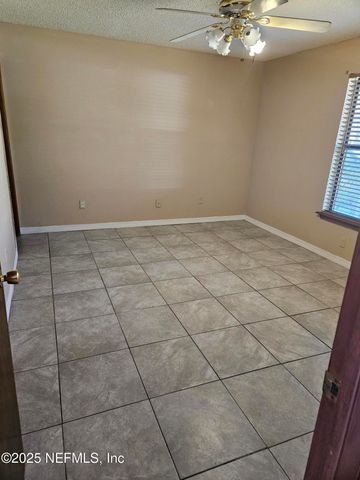 8256 JUSTIN Road N, Jacksonville, FL 32210