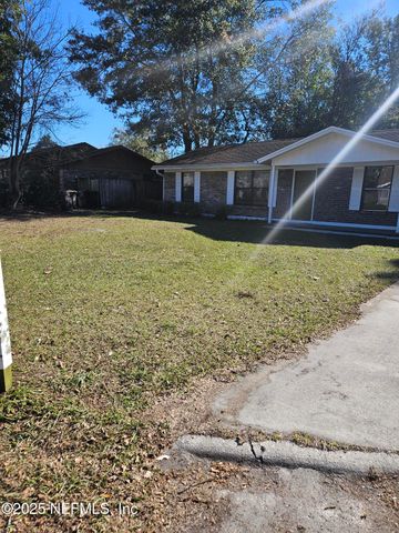 8256 JUSTIN Road N, Jacksonville, FL 32210