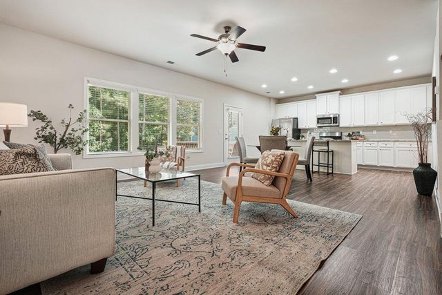 102 Mirage Court, Dallas, GA 30157