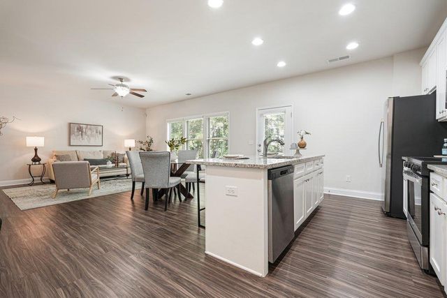 102 Mirage Court, Dallas, GA 30157