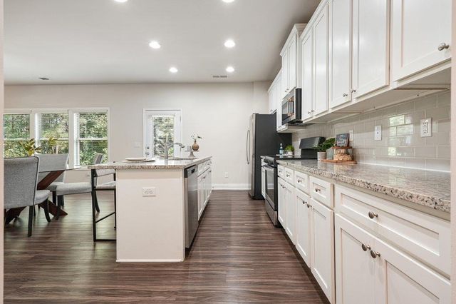 102 Mirage Court, Dallas, GA 30157