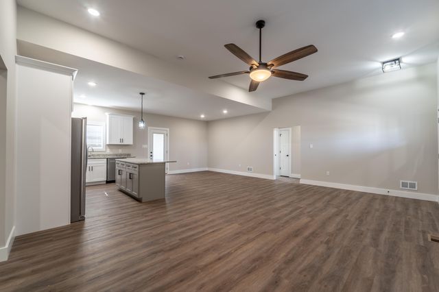 156 Central Park Avenue, Berea, KY 40403