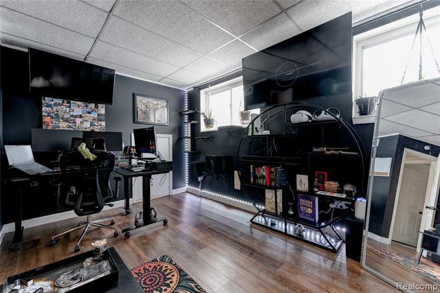 44760 Gregory Lane, Plymouth, MI 48170