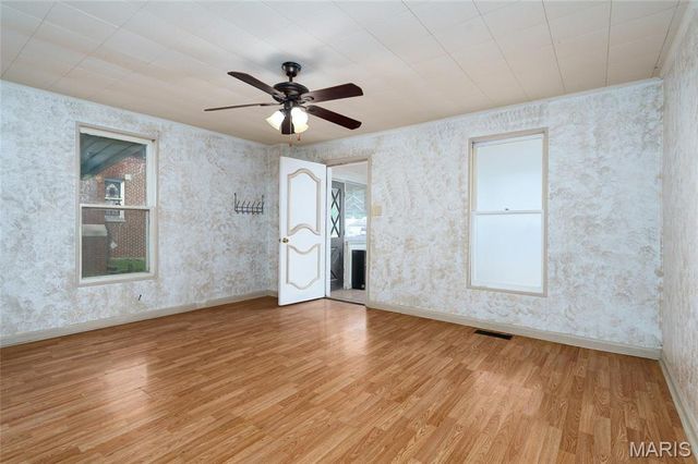 2402 E 25th Street, Granite City, IL 62040