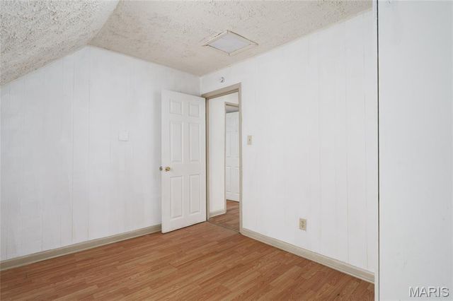 2402 E 25th Street, Granite City, IL 62040