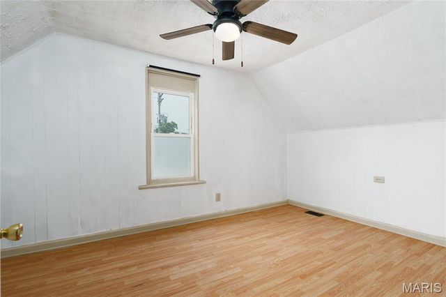 2402 E 25th Street, Granite City, IL 62040