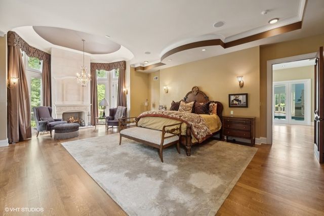 1900 Winnetka Avenue, Northfield, IL 60093