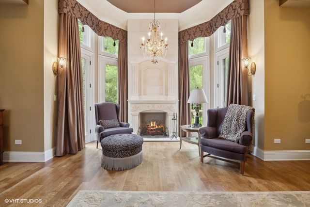 1900 Winnetka Avenue, Northfield, IL 60093