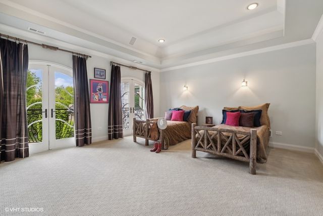 1900 Winnetka Avenue, Northfield, IL 60093