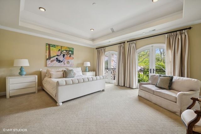 1900 Winnetka Avenue, Northfield, IL 60093