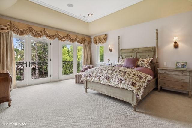 1900 Winnetka Avenue, Northfield, IL 60093