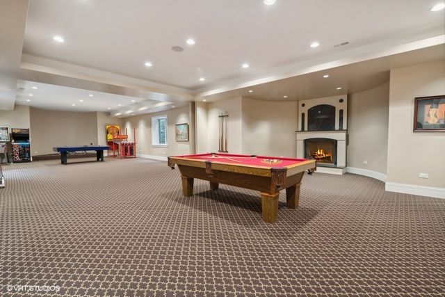 1900 Winnetka Avenue, Northfield, IL 60093