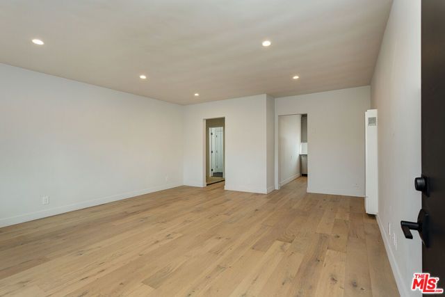 11680 OHIO Avenue 201, Los Angeles, CA 90025