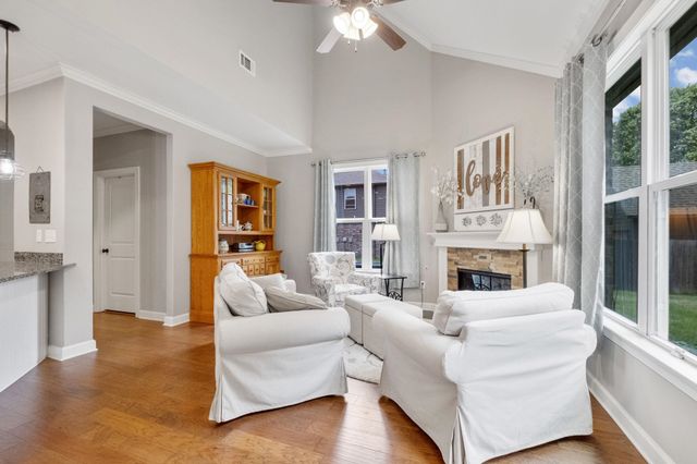 14685 SAINT CHARLES DR, Olive Branch, MS 38654