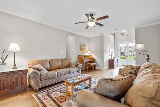 14685 SAINT CHARLES DR, Olive Branch, MS 38654