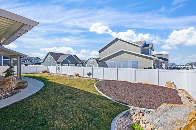 3301 W 3175 S, West Haven, UT 84401