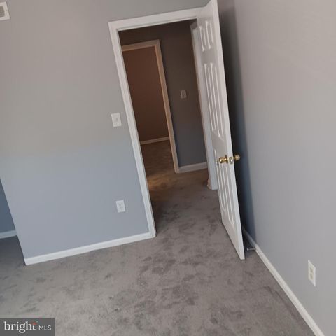 1971 ADDISON RD S, District Heights, MD 20747