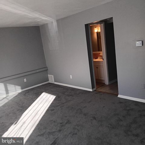 1971 ADDISON RD S, District Heights, MD 20747