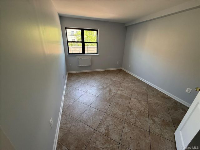 753, Bronx, NY 10467