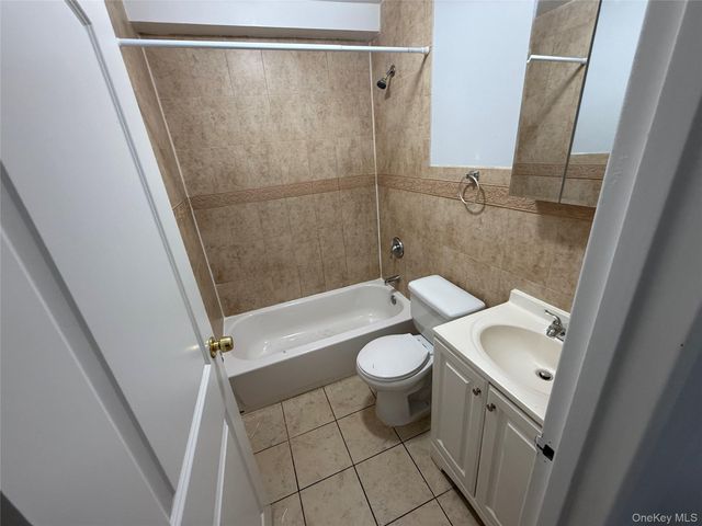 753, Bronx, NY 10467