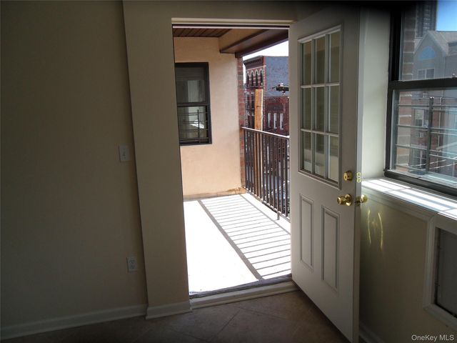753, Bronx, NY 10467