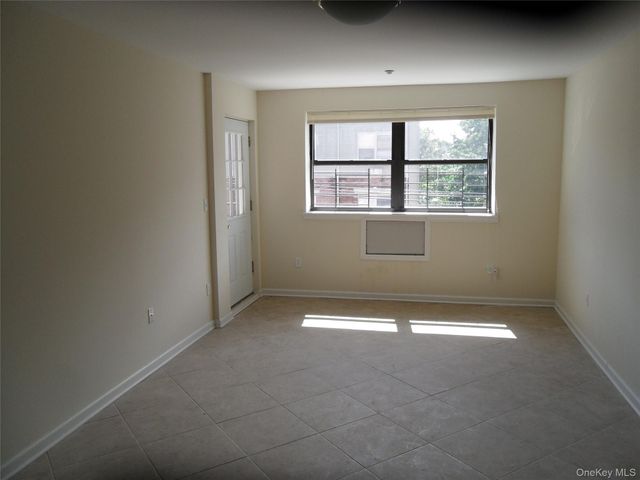 753, Bronx, NY 10467