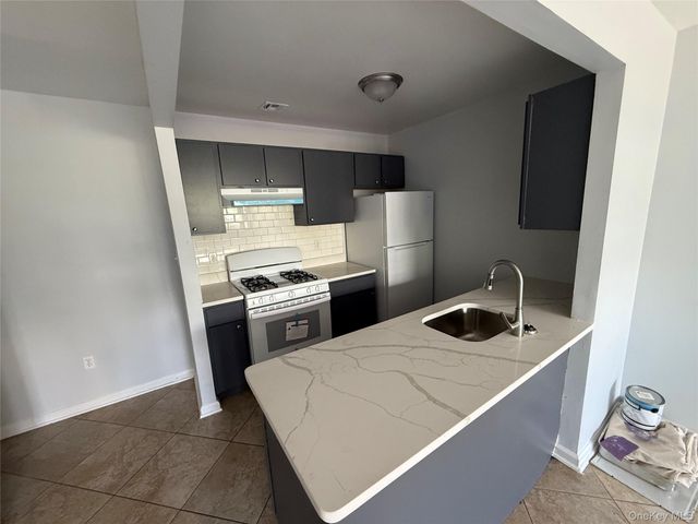 753, Bronx, NY 10467