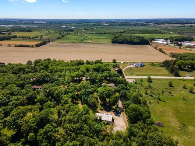 N5948 County Road S, Lake Mills, WI 53551