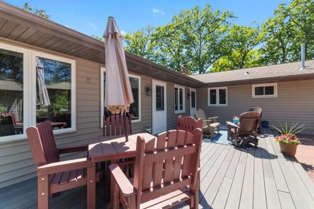N5948 County Road S, Lake Mills, WI 53551