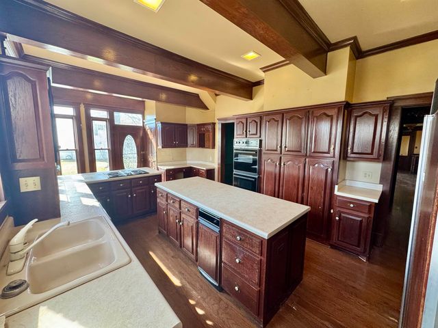 154 S MAIN ST, Ripley, TN 38063