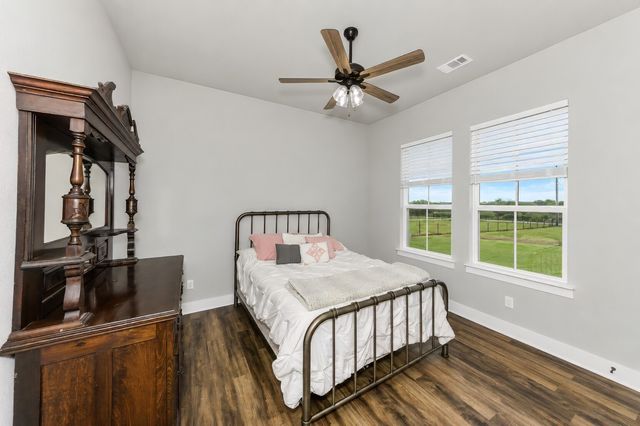 2433 Old Denton Highway, Decatur, TX 76234
