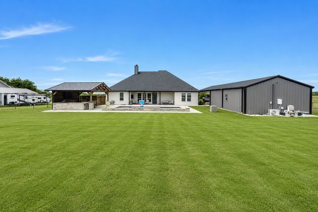 2433 Old Denton Highway, Decatur, TX 76234