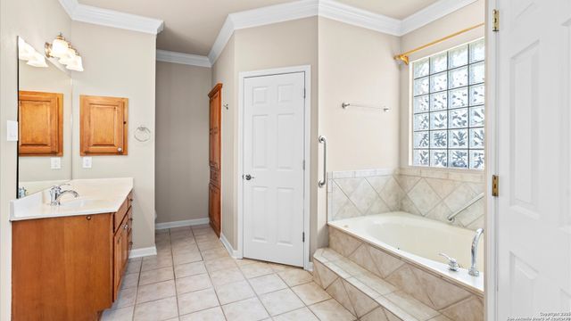 24935 pecan creek, San Antonio, TX 78255