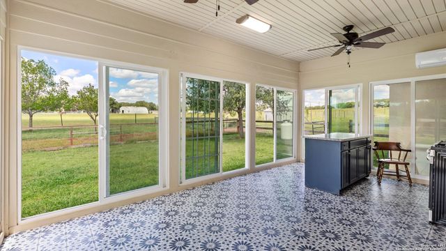 24935 pecan creek, San Antonio, TX 78255