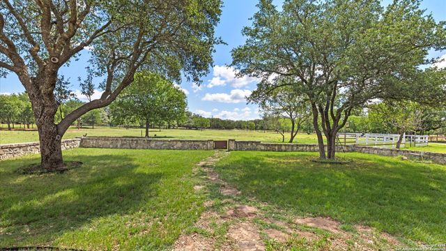 24935 pecan creek, San Antonio, TX 78255
