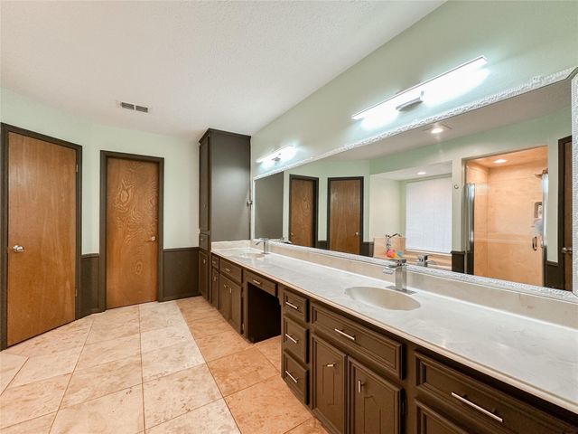 20706 Northcreek Ln Lane, Houston, TX 77073