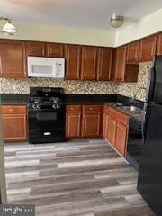 4306 EILEEN CT, Woodbridge, VA 22193