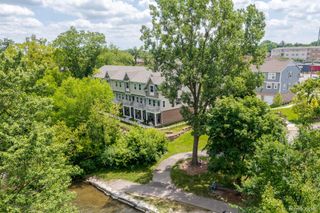 3317 Parkways Boulevard, Auburn Hills, MI 48326